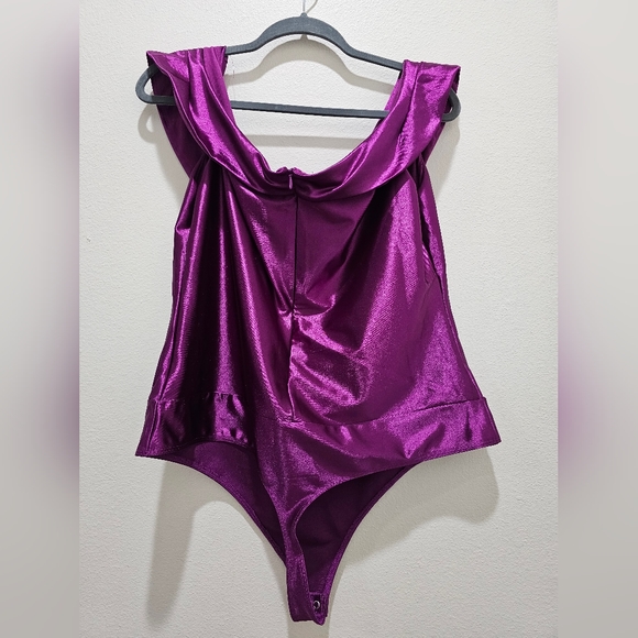 Thick Satin bodysuit - Picture 3 of 7